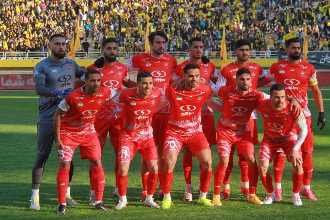  سپاهان 2  پرسپولیس یک/ سپاهان با بانوان و پرسپولیس در گودال مرگ نقش جهان 