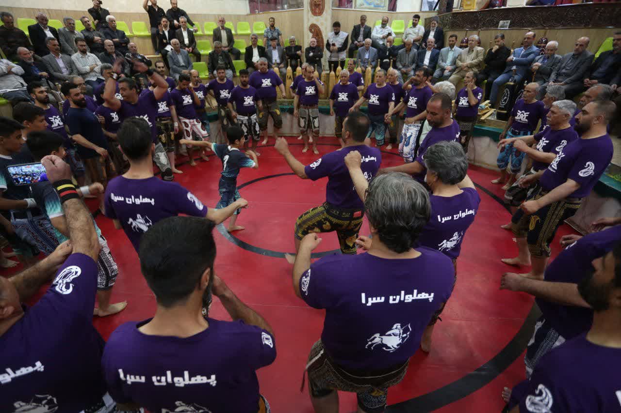 با حضور استاندار و مدیرکل ورزش و جوانان در زورخانه علی ابیطالب (ع) با حضور استاندار و مدیرکل ورزش و جوانان در زورخانه علی ابیطالب (ع)