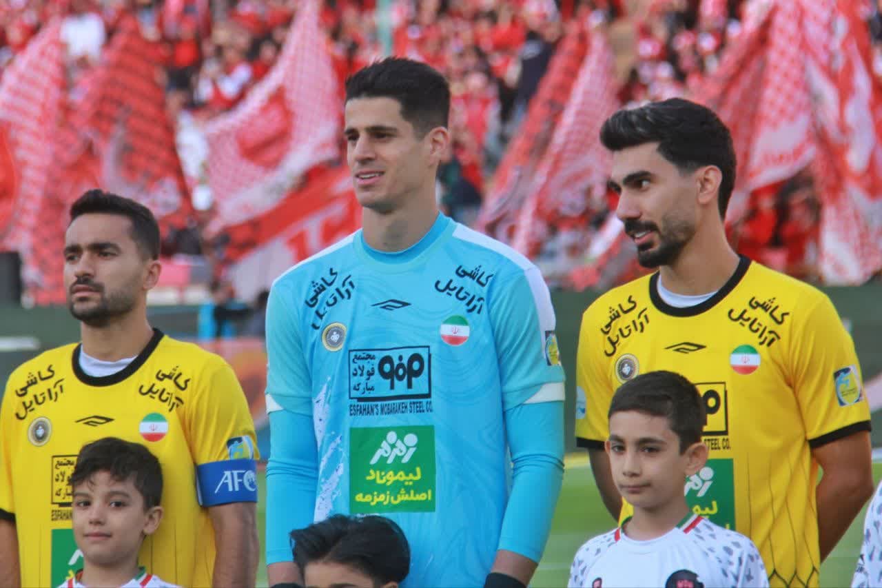 تراکتور پا پس نمی‌کشد/پرسپولیس همچنان حریف آسان برای سپاهان