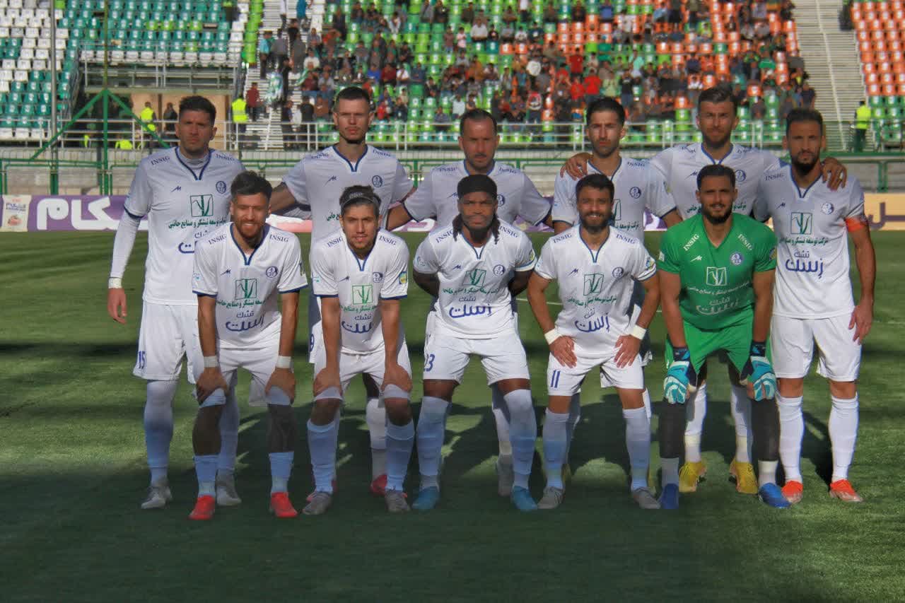 تراکتور پا پس نمیکشد/پرسپولیس همچنان حریف آسان برای سپاهان تراکتور پا پس نمیکشد/پرسپولیس همچنان حریف آسان برای سپاهان