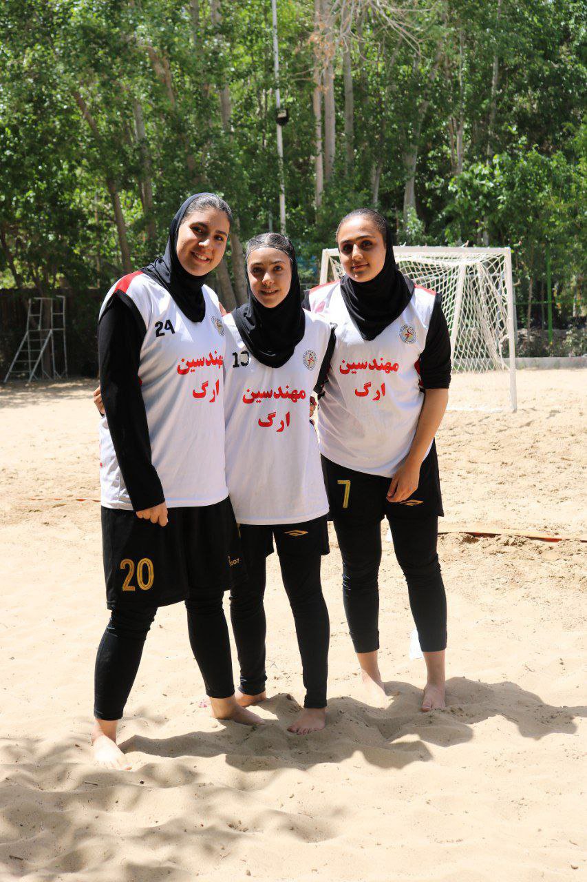 نتایج کامل مسابقات هندبال ساحلی آقایان و بانوان به مناسبت هفته فرهنگی اصفهان 