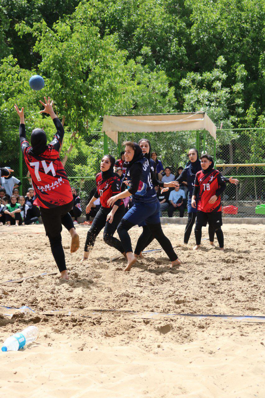 نتایج کامل مسابقات هندبال ساحلی آقایان و بانوان به مناسبت هفته فرهنگی اصفهان 