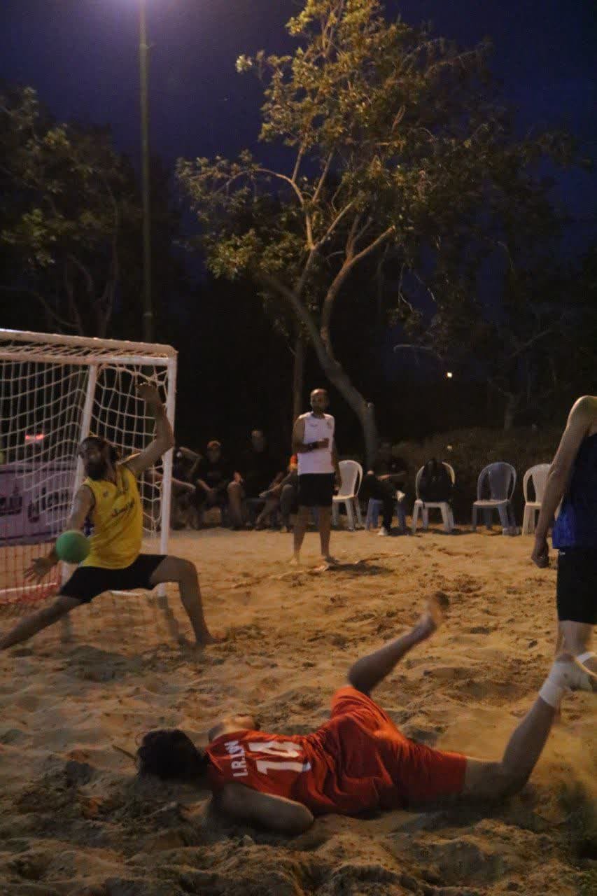 گزارش تصویری روز شنبه مسابقات هندبال ساحلی آقایان و بانوان گزارش تصویری روز شنبه مسابقات هندبال ساحلی آقایان و بانوان