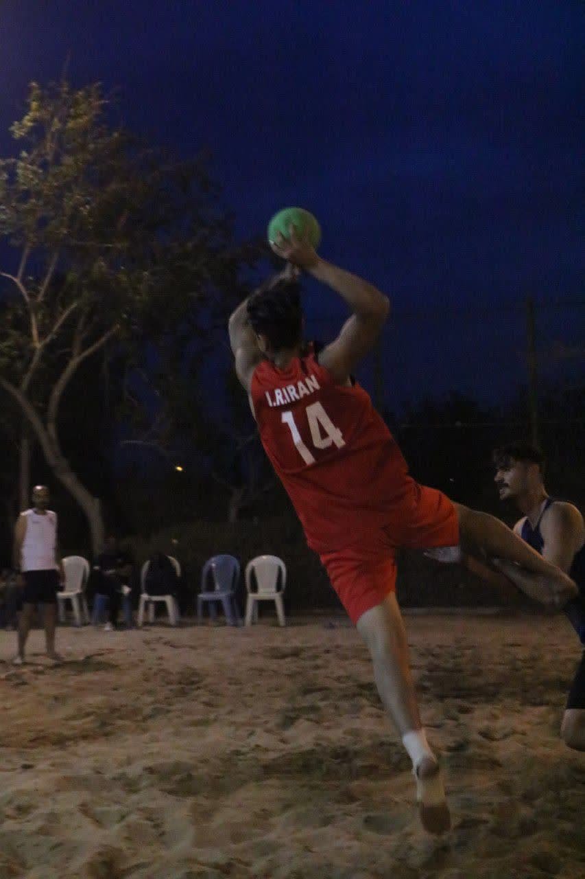 گزارش تصویری روز شنبه مسابقات هندبال ساحلی آقایان و بانوان گزارش تصویری روز شنبه مسابقات هندبال ساحلی آقایان و بانوان