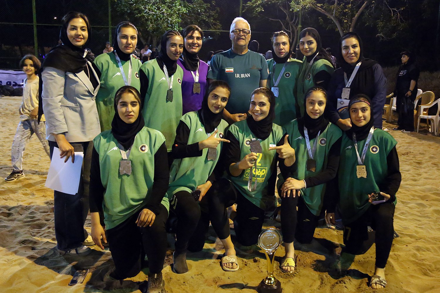 پایان مسابقات هندبال ساحلی هفته فرهنگی اصفهان+تصاویر پایان مسابقات هندبال ساحلی هفته فرهنگی اصفهان+تصاویر