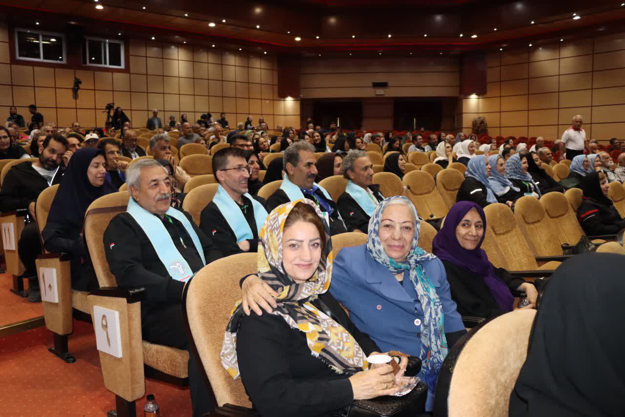 میزبان قهرمان شد+تصاویر میزبان قهرمان شد+تصاویر