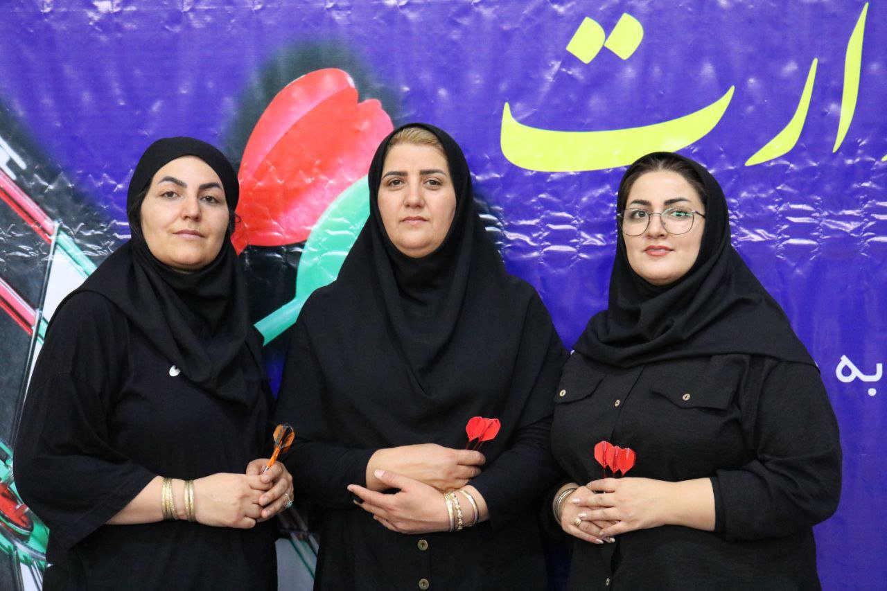 برگزاری مسابقات دارت کارگری بانوان استان اصفهان+تصاویر برگزاری مسابقات دارت کارگری بانوان استان اصفهان+تصاویر