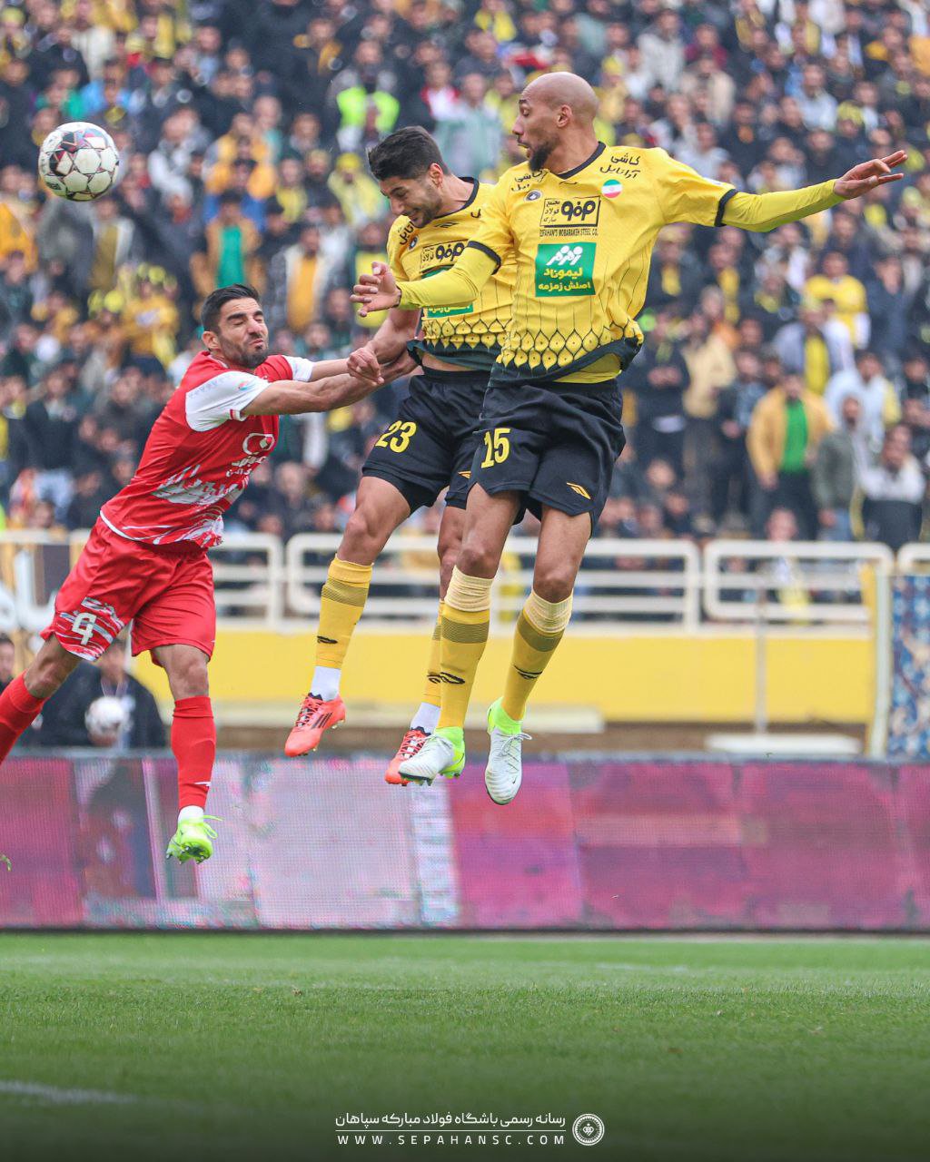 چراغ چک سپاهان روشن شد!