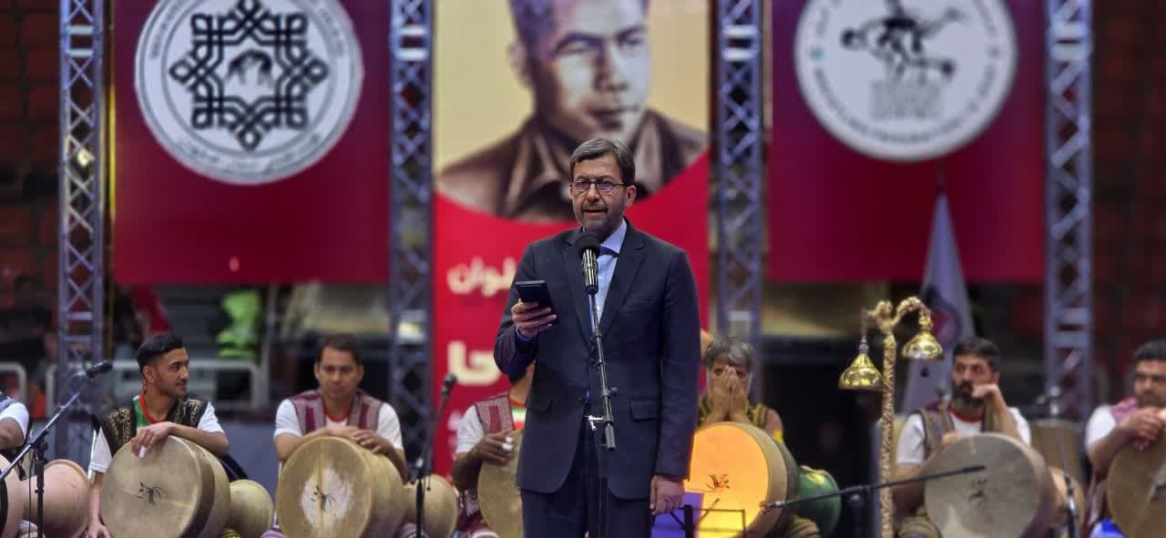 افتتاح رسمی مسابقات بین‌المللی کشتی جام جهان پهلوان تختی+تصاویر