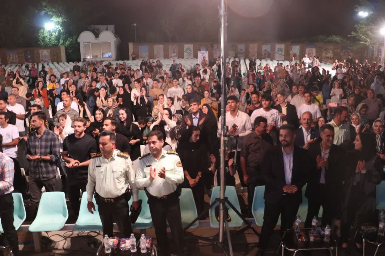 مراسم تجلیل از افتخارآفرینان تکواندو اصفهان با حضور استاندار+تصاویر