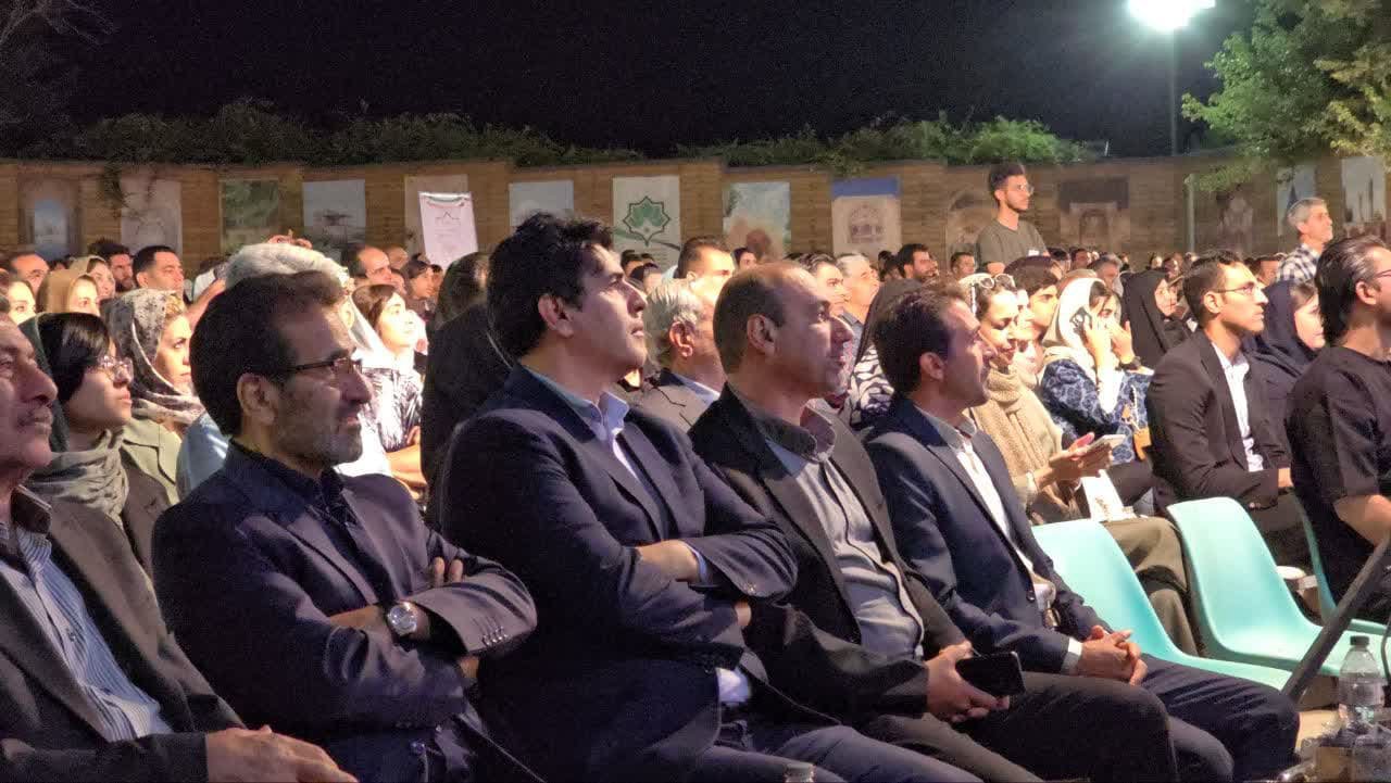 مراسم تجلیل از افتخارآفرینان تکواندو اصفهان با حضور استاندار+تصاویر