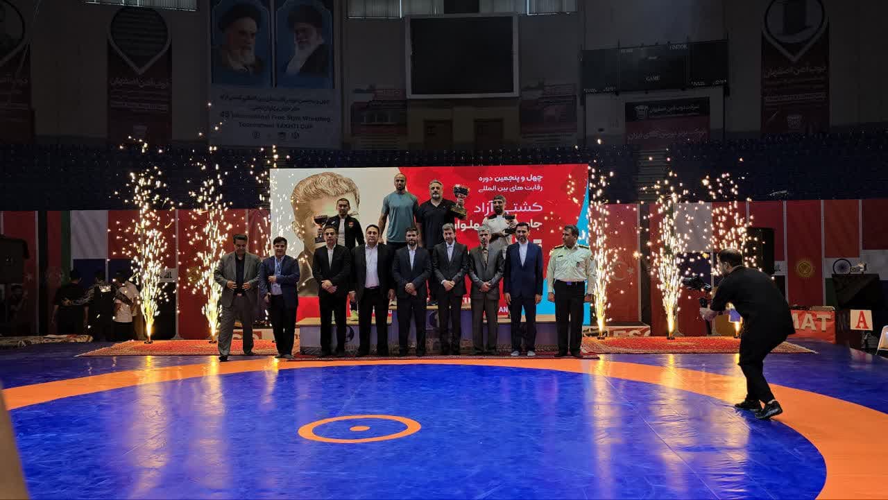 برگزاری مراسم اختتامیه مسابقات کشتی جام جهان پهلوان تختی با حضور مسئولین