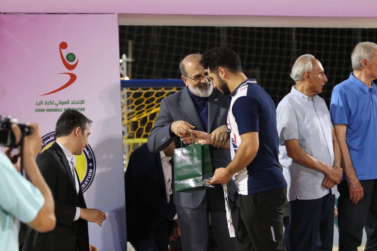 نایب قهرمانی هندبال ساحلی ایران در آسیا نایب قهرمانی هندبال ساحلی ایران در آسیا