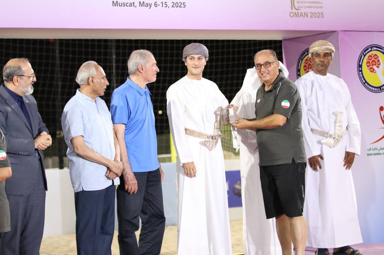 نایب قهرمانی هندبال ساحلی ایران در آسیا نایب قهرمانی هندبال ساحلی ایران در آسیا