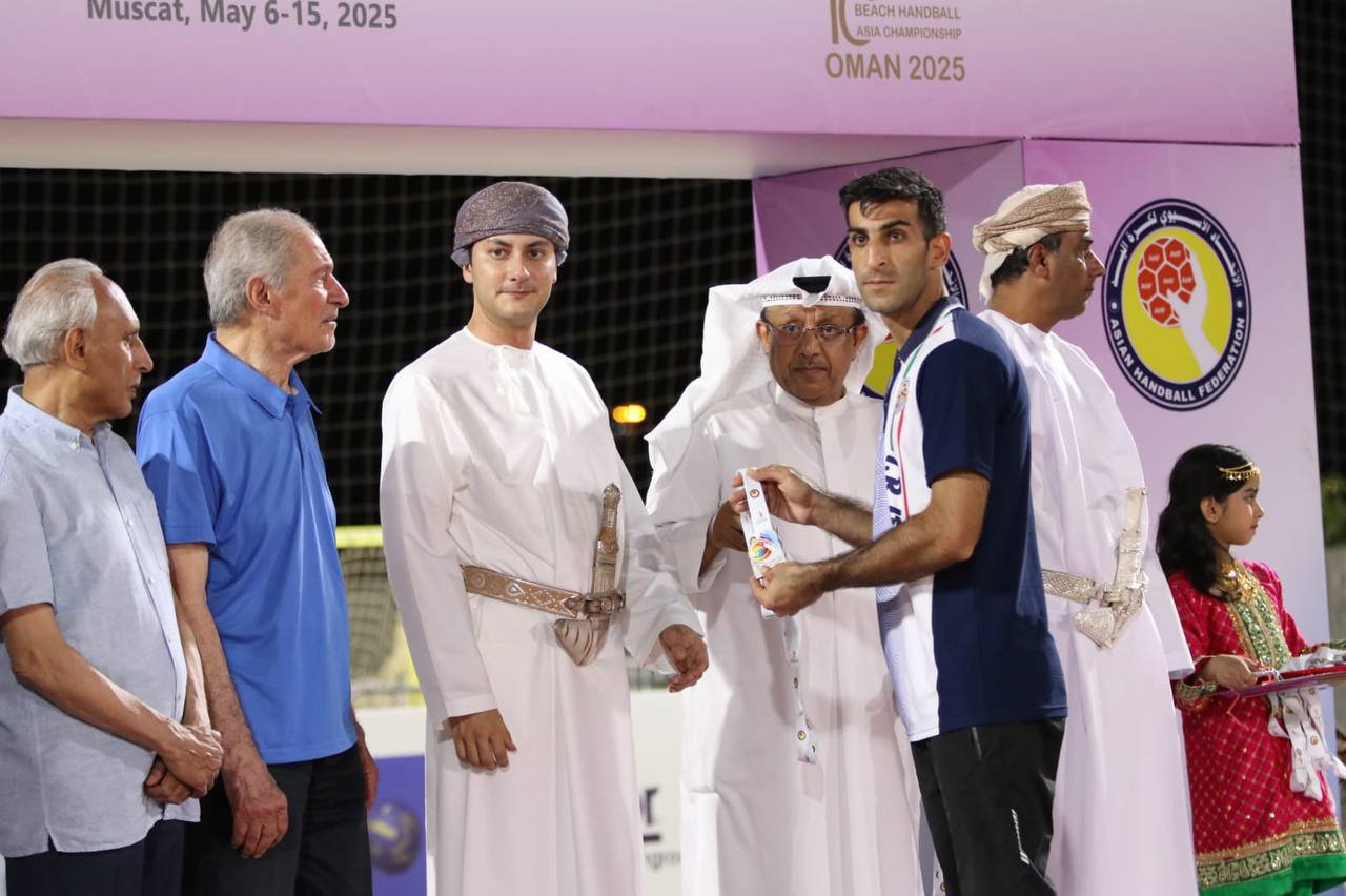 نایب قهرمانی هندبال ساحلی ایران در آسیا نایب قهرمانی هندبال ساحلی ایران در آسیا
