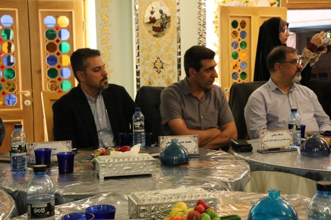 برگزاری مجمع سالیانه هیات شمشیربازی استان اصفهان+تصاویر