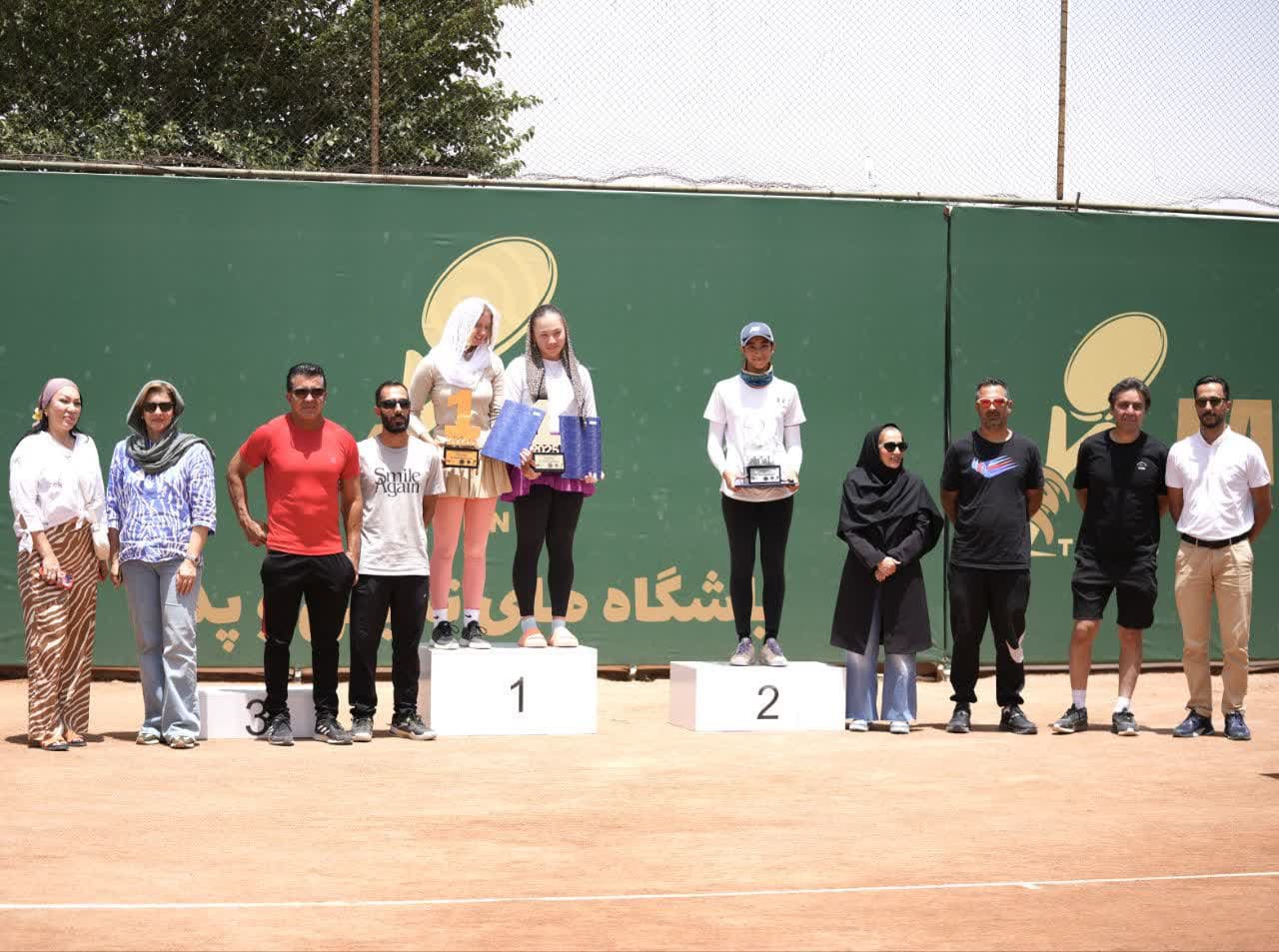 پایان تور جهانی تنیس جوانان در اصفهان +تصاویر پایان تور جهانی تنیس جوانان در اصفهان +تصاویر