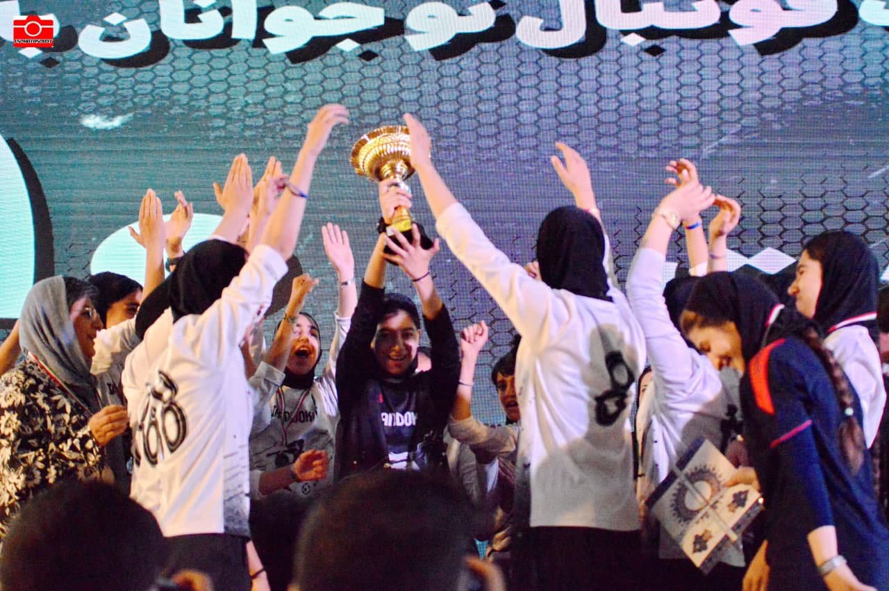 برگزاری مراسم اختتامیه لیگ‌های فوتبال و فوتسال استان اصفهان+تصاویر