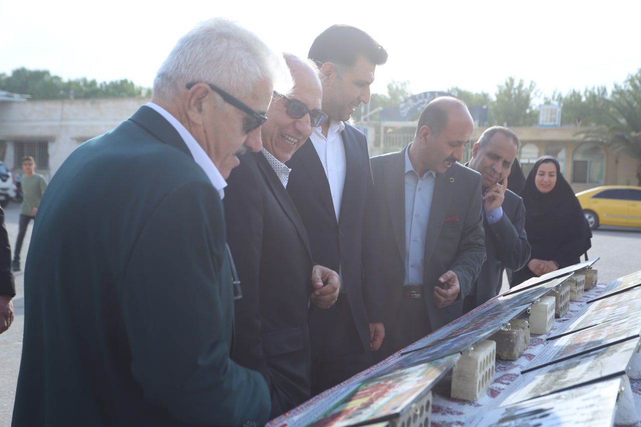 آئین تجلیل از پیشکسوتان و ملی پوشان هندبال شهرستان فلاورجان آئین تجلیل از پیشکسوتان و ملی پوشان هندبال شهرستان فلاورجان