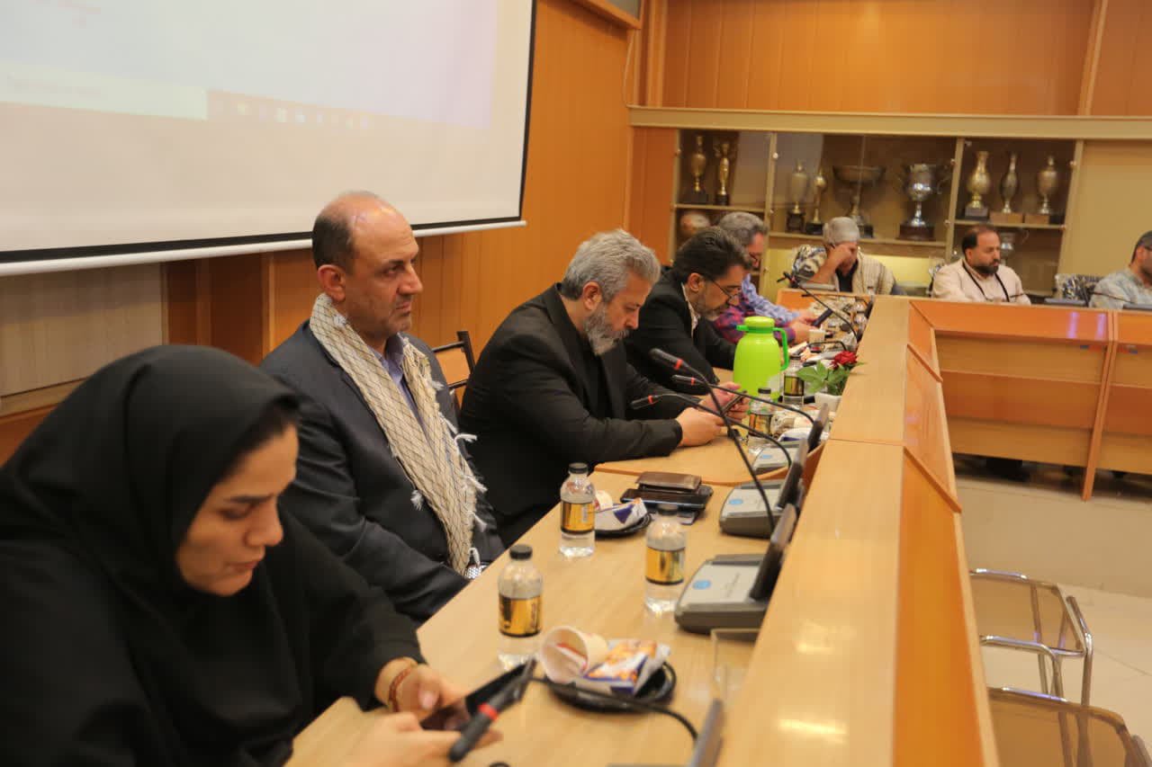 نشست با مسئولین هیات‌های ورزشی استان اصفهان 