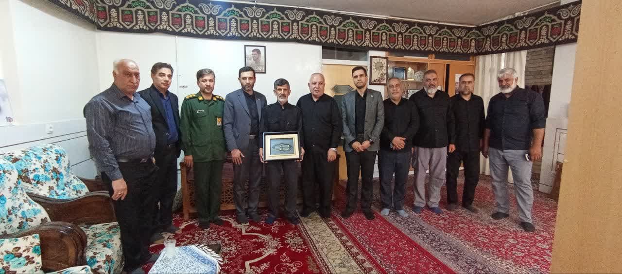 دیدار سیدمهدی صدری با خانواده شهید محمد براتی 