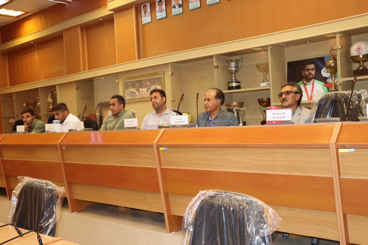 برگزاری مجمع سالیانه هیات کشتی استان اصفهان +تصاویر