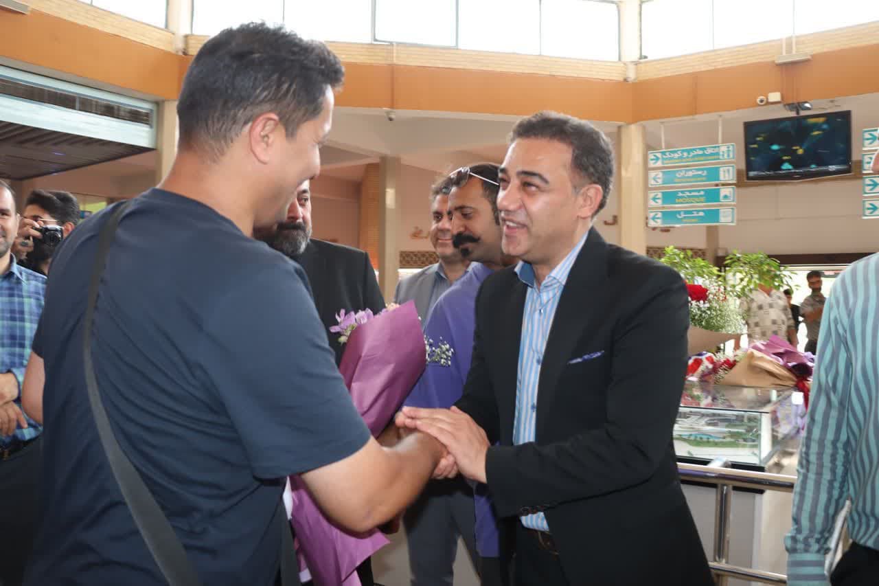 استقبال از اسکیت‌سواران اصفهانی پس از درخشش در کاپ جهانی ایتالیا+تصاویر  