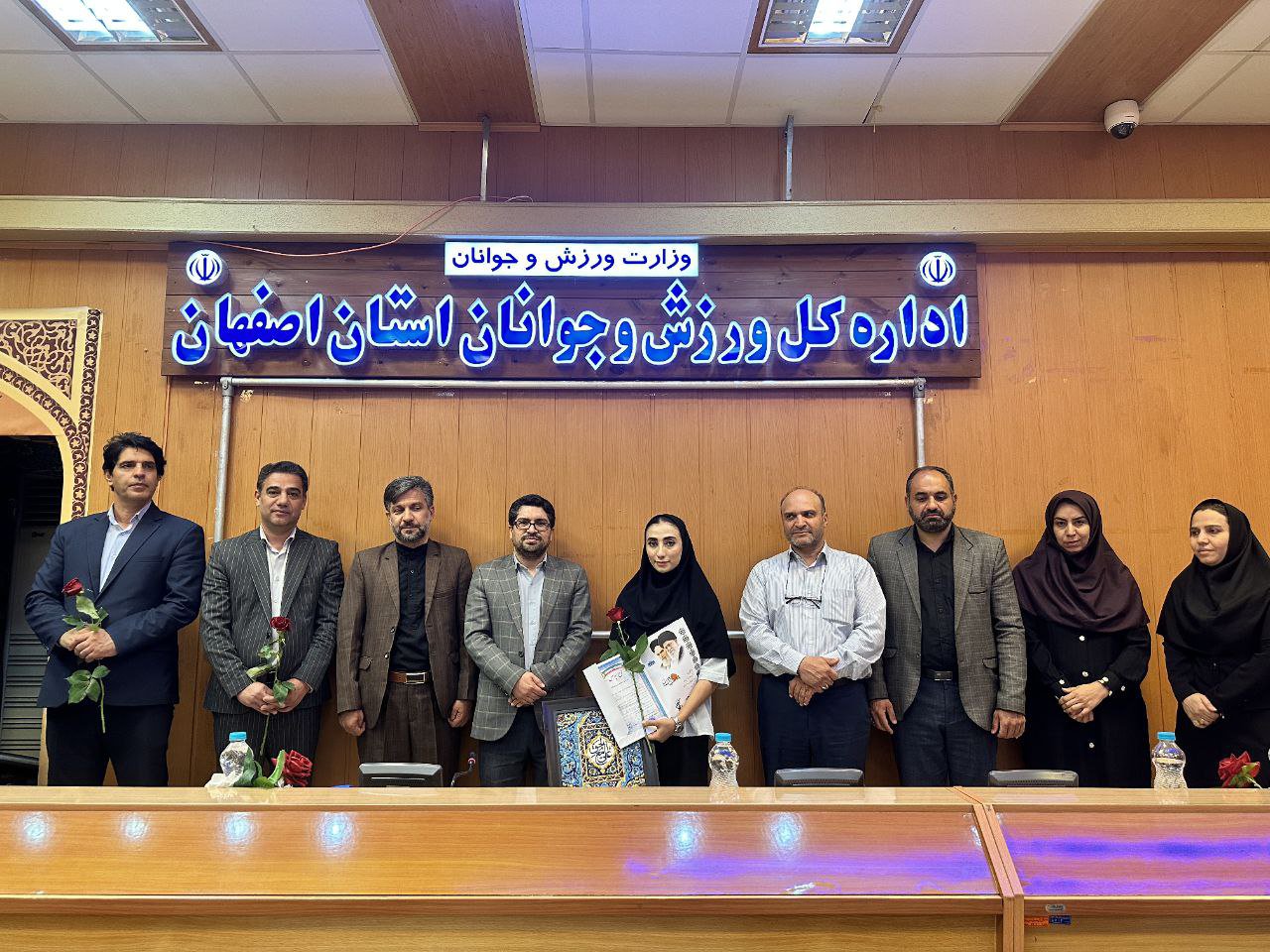 تجلیل از دانشجویان ورزشکار جا مانده از مسابقات جهانی آلمان تجلیل از دانشجویان ورزشکار جا مانده از مسابقات جهانی آلمان