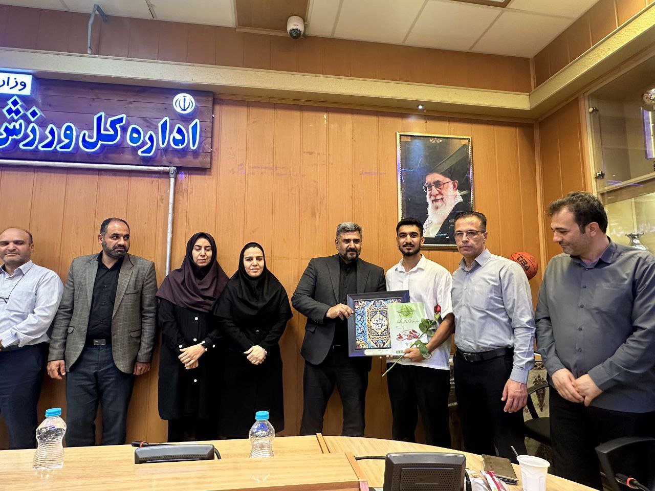 تجلیل از دانشجویان ورزشکار جا مانده از مسابقات جهانی آلمان تجلیل از دانشجویان ورزشکار جا مانده از مسابقات جهانی آلمان