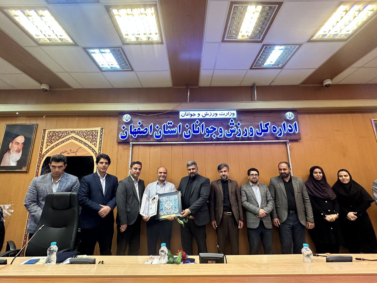 تجلیل از دانشجویان ورزشکار جا مانده از مسابقات جهانی آلمان