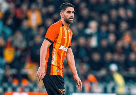 باشگاه استقلال در پی جذب علی کریمی