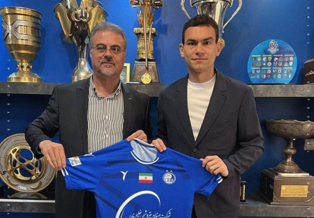 رستم آشورماتوف مدافع ملی‌پوش به استقلال پیوست