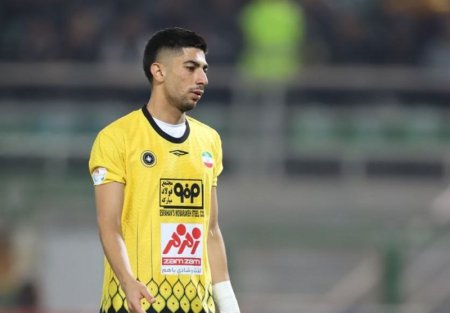 تلاش سپاهان برای تمدید قرارداد وینگر مصدوم خود