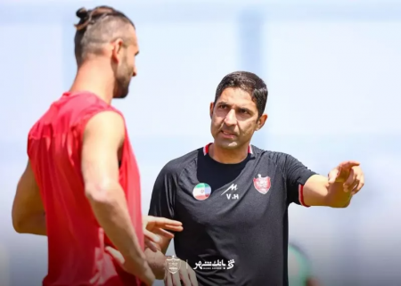 وحید هاشمیان: با وجود فشار بدنی، عملکرد تیم در دفاع تحسین‌برانگیز بود