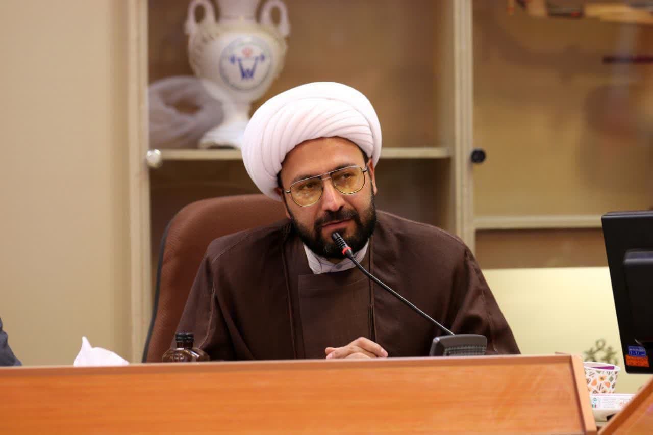 صحبتهای حجت الاسلام علیرضااحمدی پیرامون مینی گلف