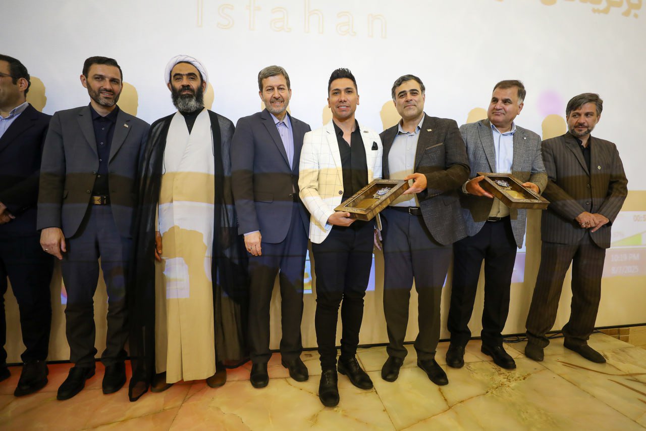 کسب مقام توسط پژمان سلطانی مدیرمسئول پایگاه خبری ذره بین ورزش کسب مقام توسط پژمان سلطانی مدیرمسئول پایگاه خبری ذره بین ورزش