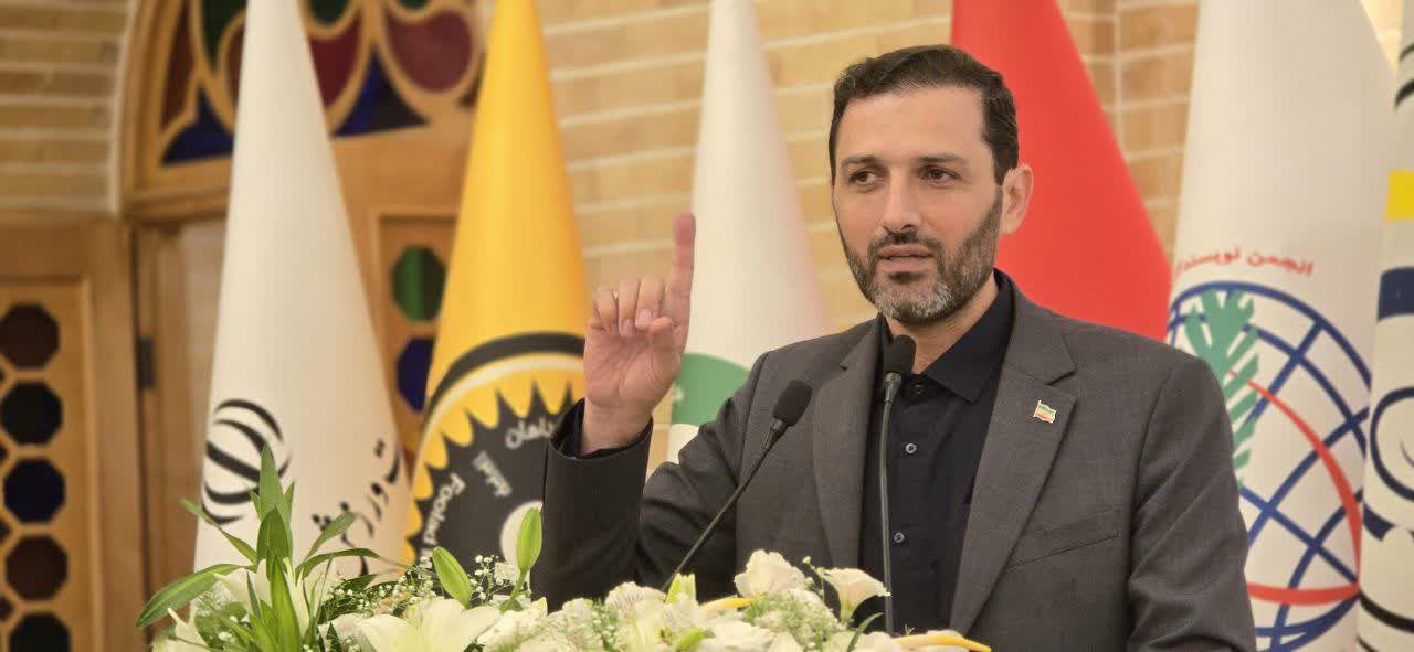 کسب مقام توسط پژمان سلطانی مدیرمسئول پایگاه خبری ذره بین ورزش کسب مقام توسط پژمان سلطانی مدیرمسئول پایگاه خبری ذره بین ورزش