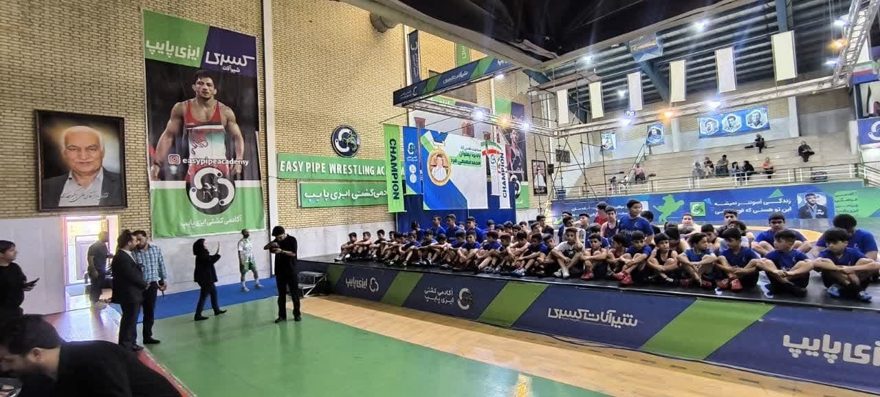 سفر مدیرکل ورزش و جوانان به شهرستان کاشان+تصاویر سفر مدیرکل ورزش و جوانان به شهرستان کاشان+تصاویر