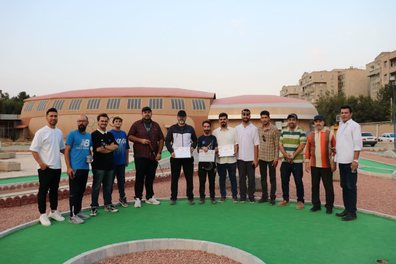 مدیر مسئول پایگاه خبری ذره بین ورزش قهرمان شد+تصاویر