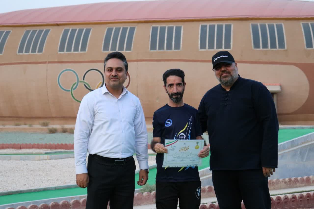 مدیر مسئول پایگاه خبری ذره بین ورزش قهرمان شد+تصاویر