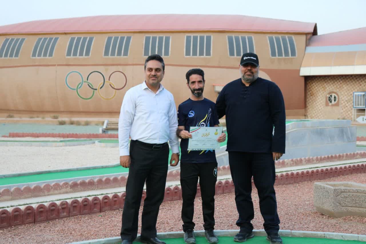 مدیر مسئول پایگاه خبری ذره بین ورزش قهرمان شد+تصاویر