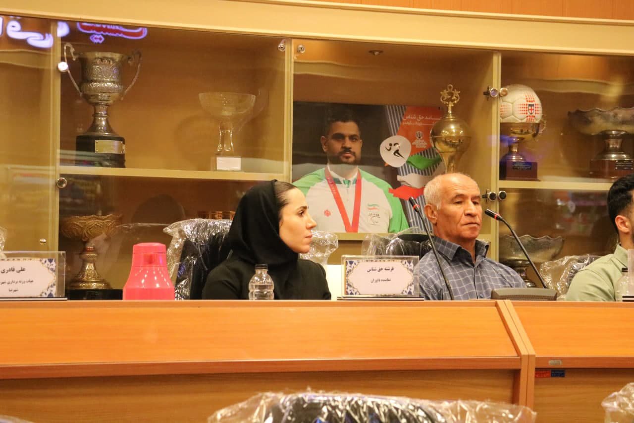 برگزاری مجمع عمومی سالیانه هیات وزنه‌برداری استان اصفهان+تصاویر