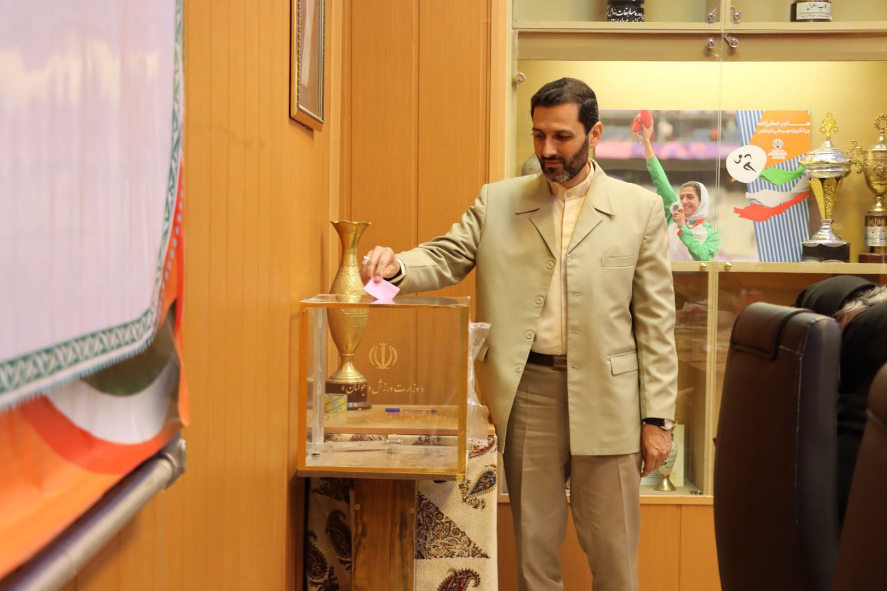  ماراتن دوومیدانی در دست انداز انتخابات+تصاویر