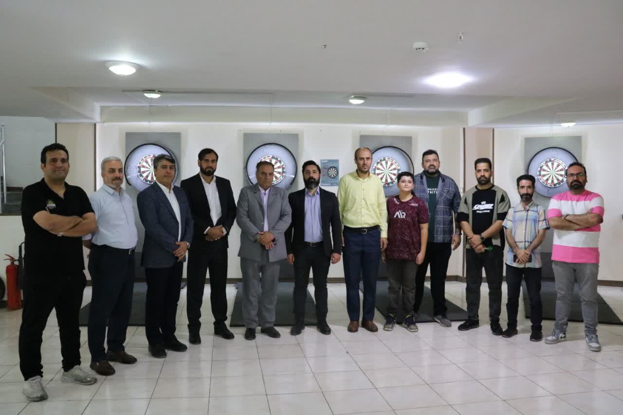 پایان مسابقات دارت آقایان و بانوان/نایب قهرمانی مدیرمسئول پایگاه خبری ذرهبین ورزش پایان مسابقات دارت آقایان و بانوان/نایب قهرمانی مدیرمسئول پایگاه خبری ذرهبین ورزش