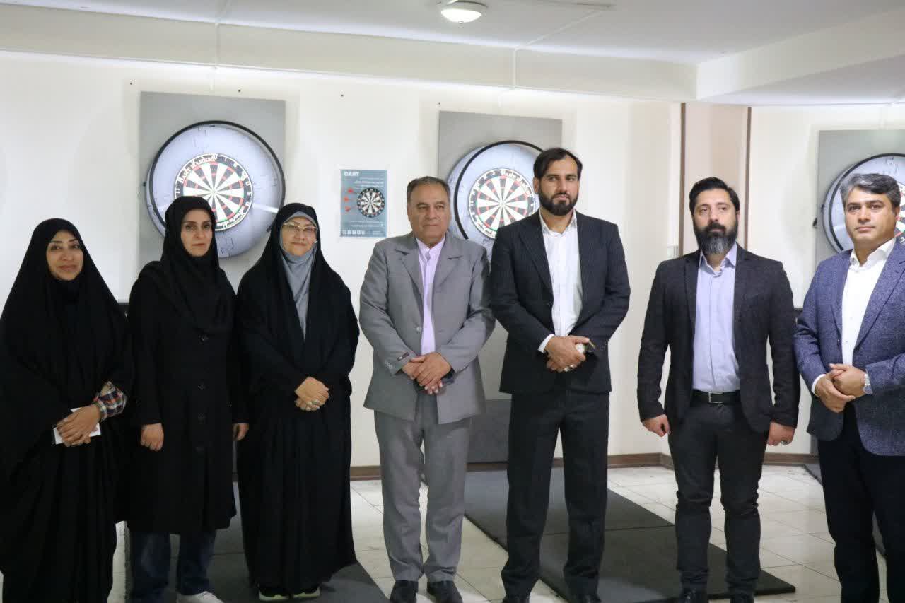 پایان مسابقات دارت آقایان و بانوان/نایب قهرمانی مدیرمسئول پایگاه خبری ذرهبین ورزش پایان مسابقات دارت آقایان و بانوان/نایب قهرمانی مدیرمسئول پایگاه خبری ذرهبین ورزش