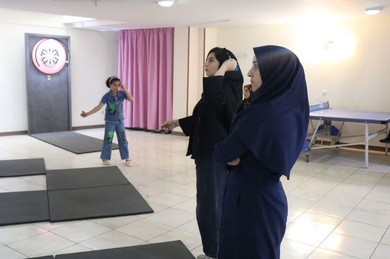 پایان مسابقات دارت آقایان و بانوان/نایب قهرمانی مدیرمسئول پایگاه خبری ذرهبین ورزش پایان مسابقات دارت آقایان و بانوان/نایب قهرمانی مدیرمسئول پایگاه خبری ذرهبین ورزش