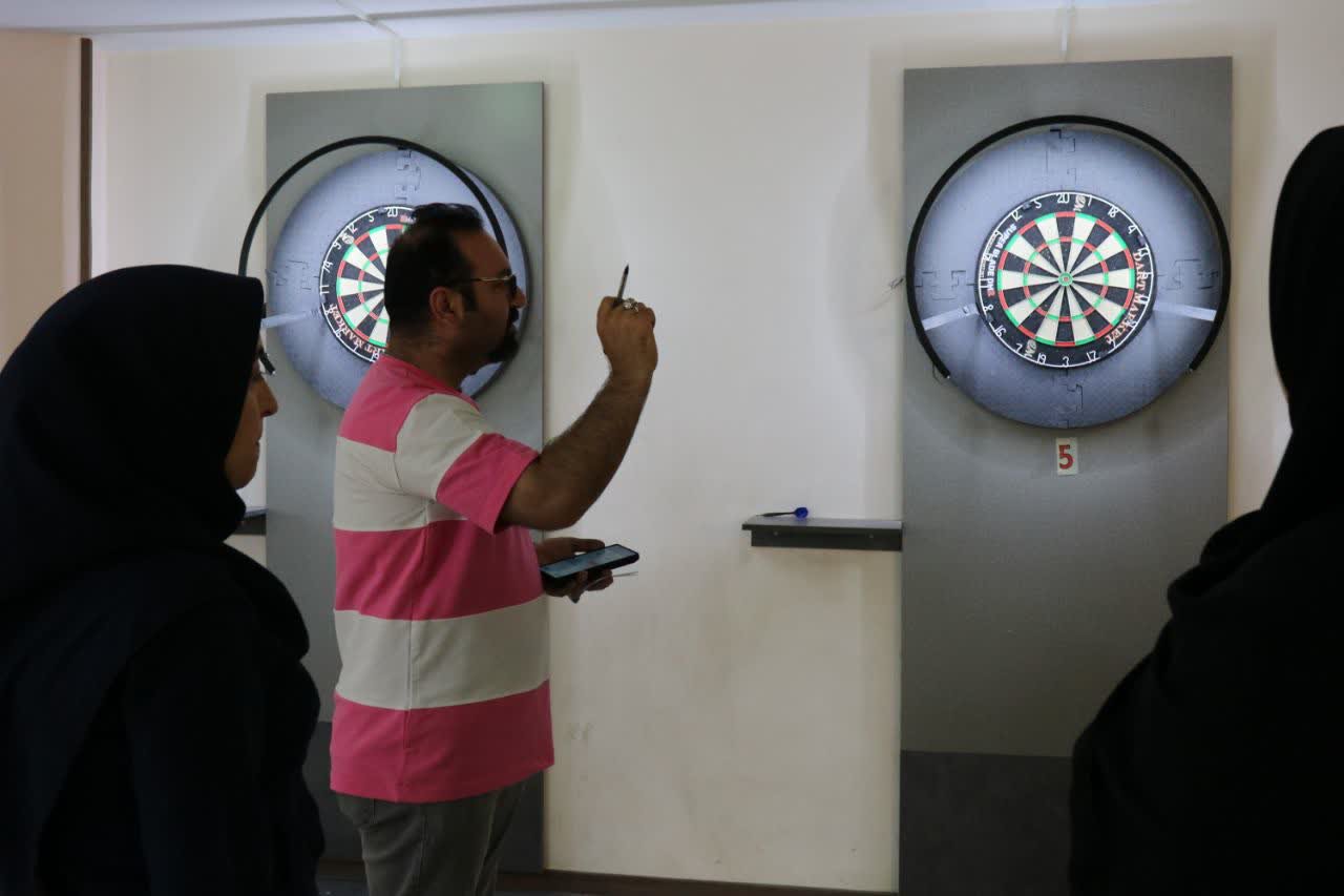 پایان مسابقات دارت آقایان و بانوان/نایب قهرمانی مدیرمسئول پایگاه خبری ذرهبین ورزش پایان مسابقات دارت آقایان و بانوان/نایب قهرمانی مدیرمسئول پایگاه خبری ذرهبین ورزش