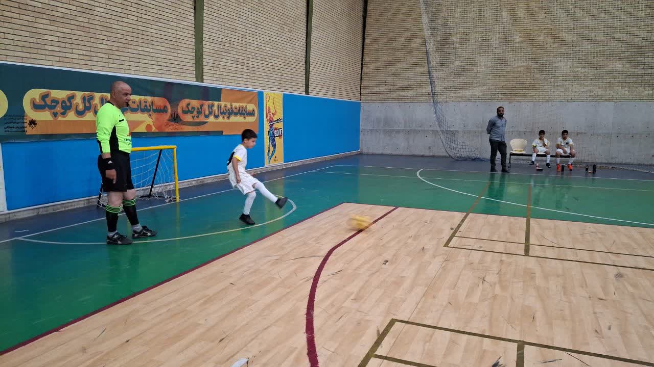 ذرهبین ورزش پیروزی را با تساوی عوض کرد ذرهبین ورزش پیروزی را با تساوی عوض کرد