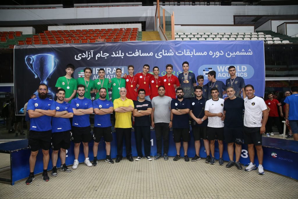 درخشش شناگران اریس اصفهان در کشور