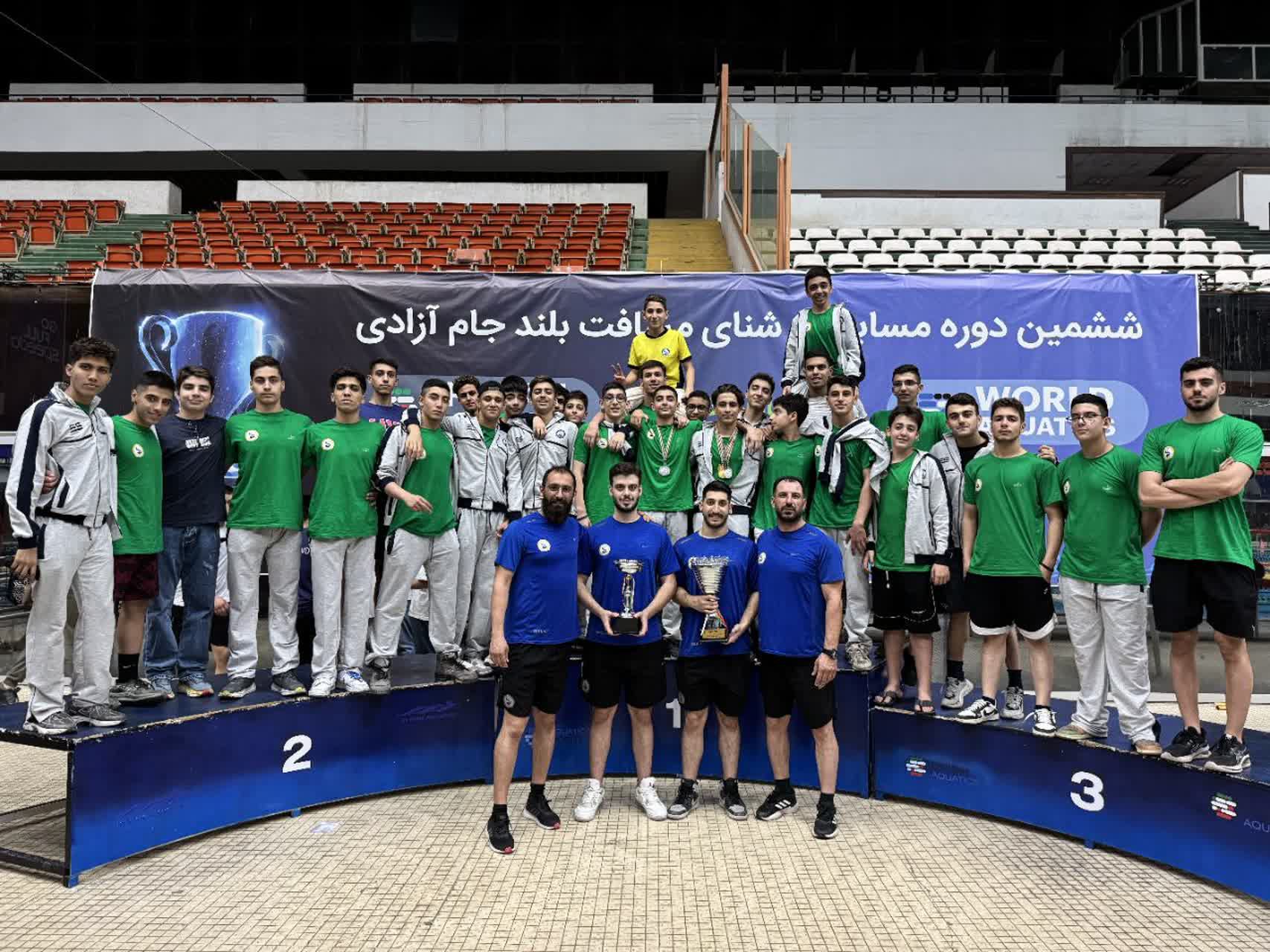 درخشش شناگران اریس اصفهان در کشور